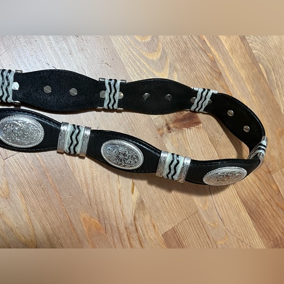 Black Leather Belt with Silver Buckle - Picture 5 of 5